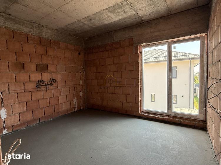 Casă cu 5 camere cu Teren 300 Mp în Ciorogârla