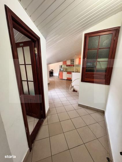 Apartament cu 3 camere semidecomandat în Central