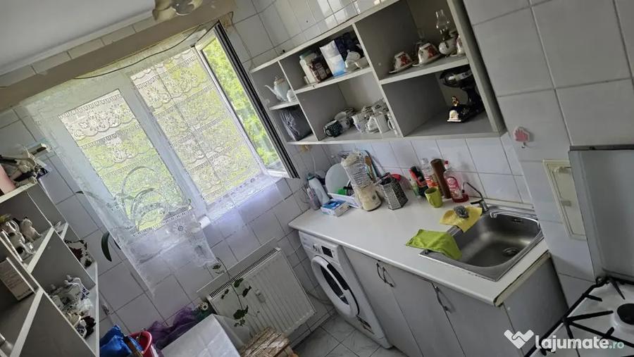 Apartament cu 2 camere decomandat în Ultracentral