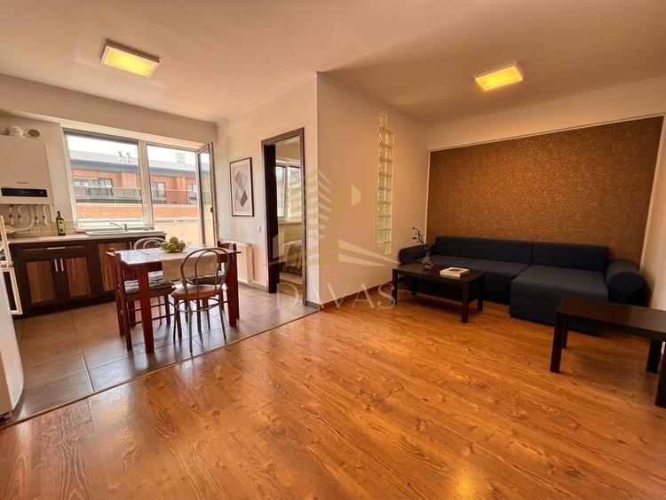 Apartament cu 2 camere semidecomandat în Între Lacuri