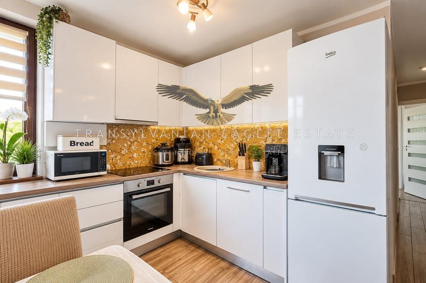 Apartament cu 3 camere semidecomandat, mobilat în Mărăști