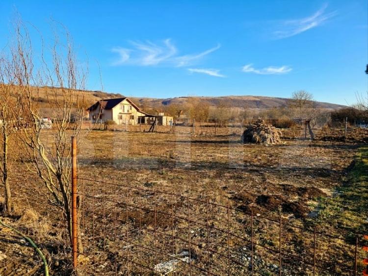 Teren Construcții intravilan de 700 mp, în Baciu