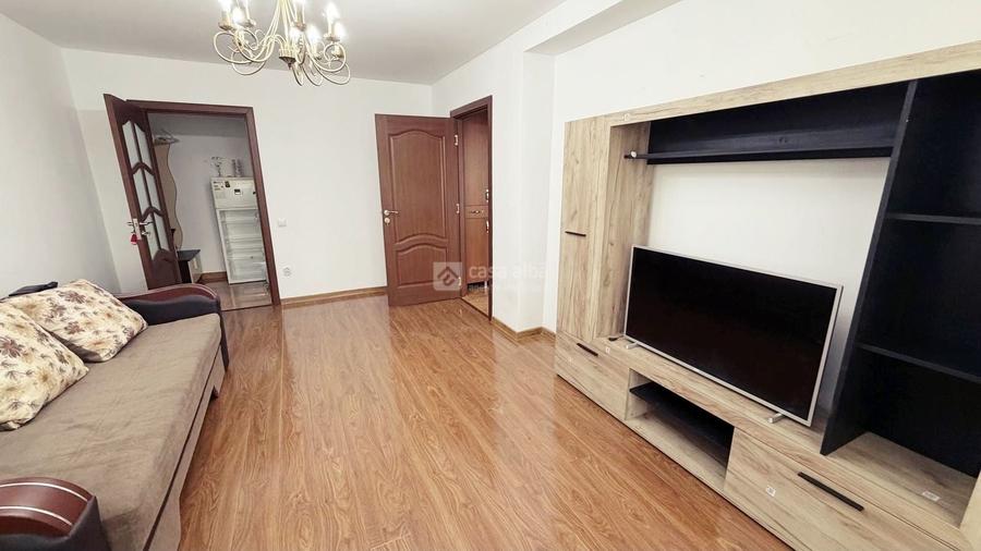 Apartament cu 2 camere semidecomandat, mobilat în Copou