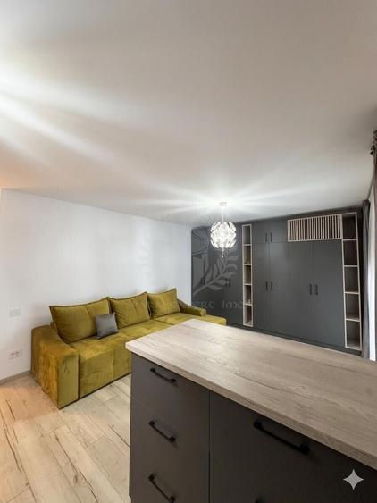 Apartament cu 2 camere decomandat, mobilat în Central