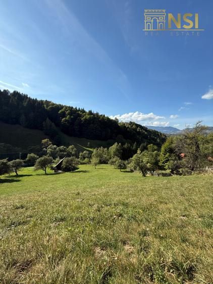 Teren intravilan de 2670 mp, în Bran