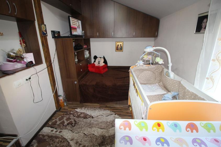 Casă individuală cu 3 camere cu Canalizare în Mehala