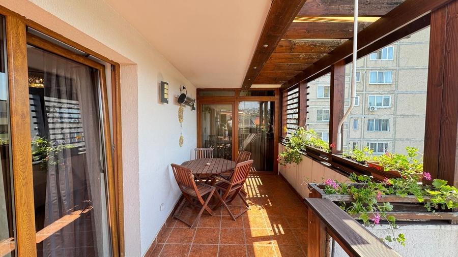 Apartament cu 3 camere, mobilat în Gheorgheni