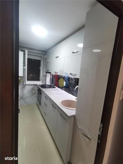 Apartament cu 2 camere în Viziru 3