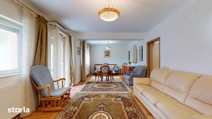 Casă cu 3 camere cu Teren 302 Mp în Central