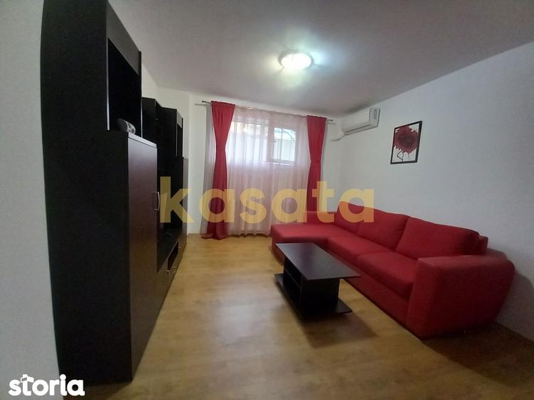 Apartament cu 2 camere, mobilat în Central — fotografia 1