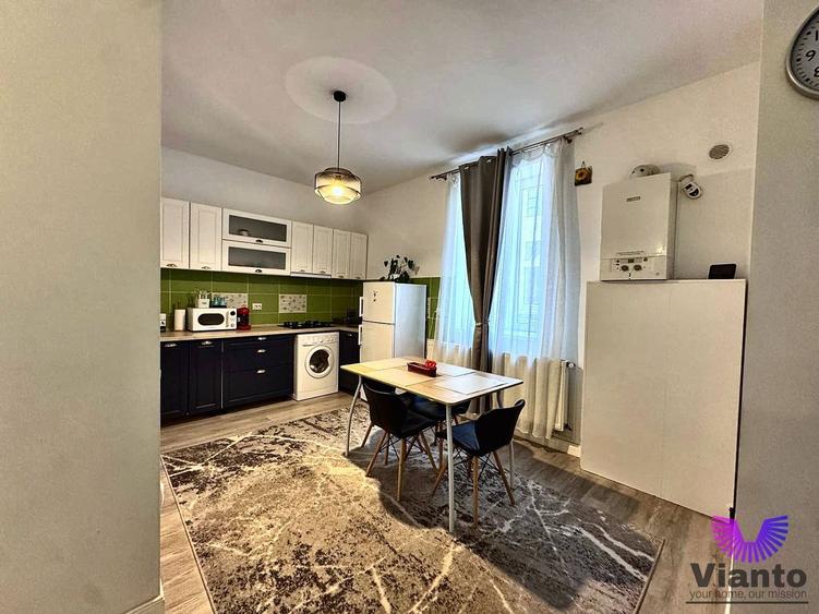 Apartament cu 4 camere, mobilat în Central