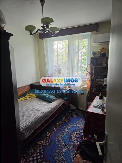 Apartament cu 2 camere semidecomandat în Craiovei