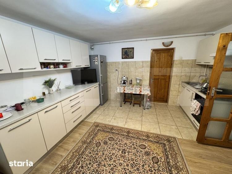 Casă cu 4 camere cu Teren 1400 Mp în Central
