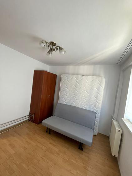 Apartament cu 2 camere semidecomandat în Lujerului