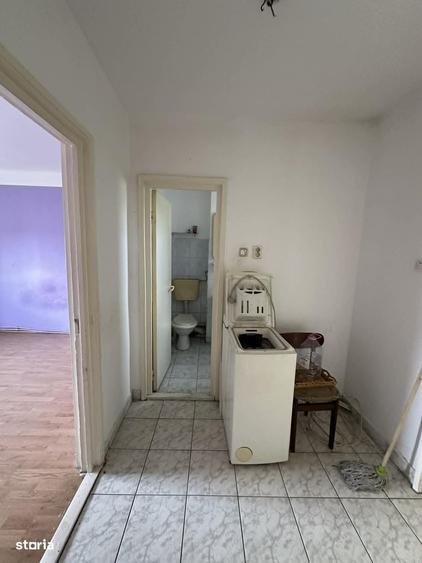 Apartament cu 3 camere decomandat în Horea