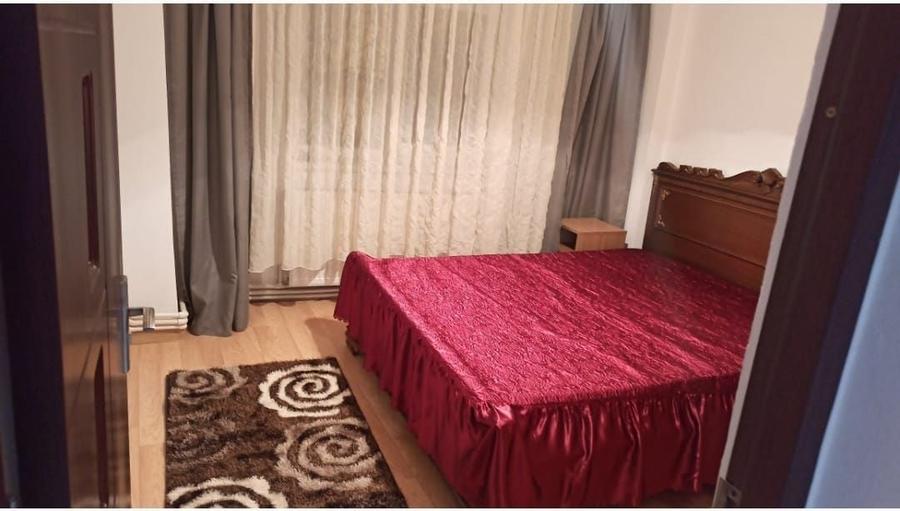 Apartament cu 2 camere decomandat în Crâng
