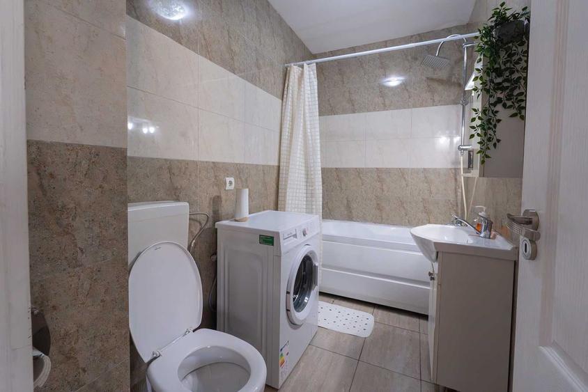 Apartament cu 2 camere semidecomandat în Florești