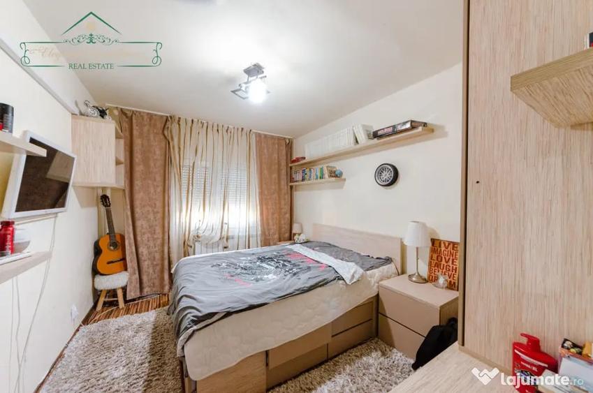 Apartament cu 5 camere decomandat în Micălaca
