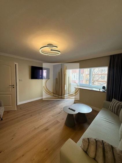 Apartament cu 2 camere decomandat, mobilat în Olimpia-Stadion