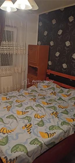 Apartament cu 4 camere decomandat în Bartolomeu