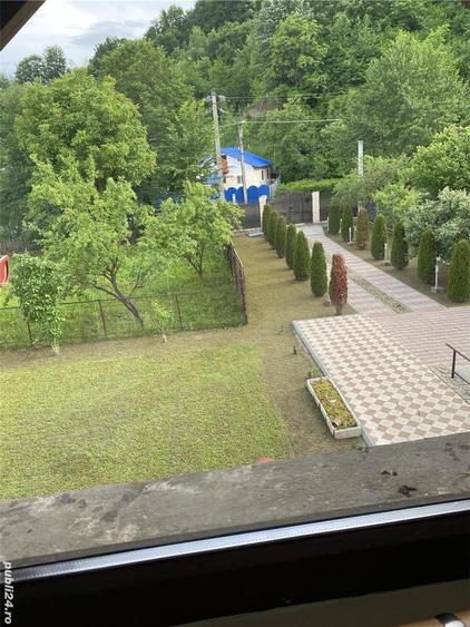 Casă cu Teren 240 Mp în Moreni