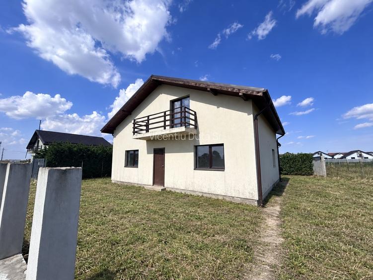Vila individuala cu 4 camere si teren de 400 mp – Domnesti, zona Teghes