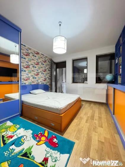 Casă cu 5 camere cu Teren 350 Mp în Florești