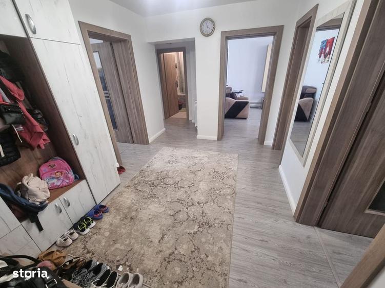 Apartament cu 3 camere decomandat în Ultracentral