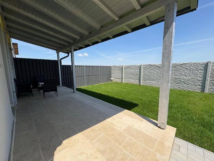 Duplex cu 4 camere cu Canalizare în Berceni