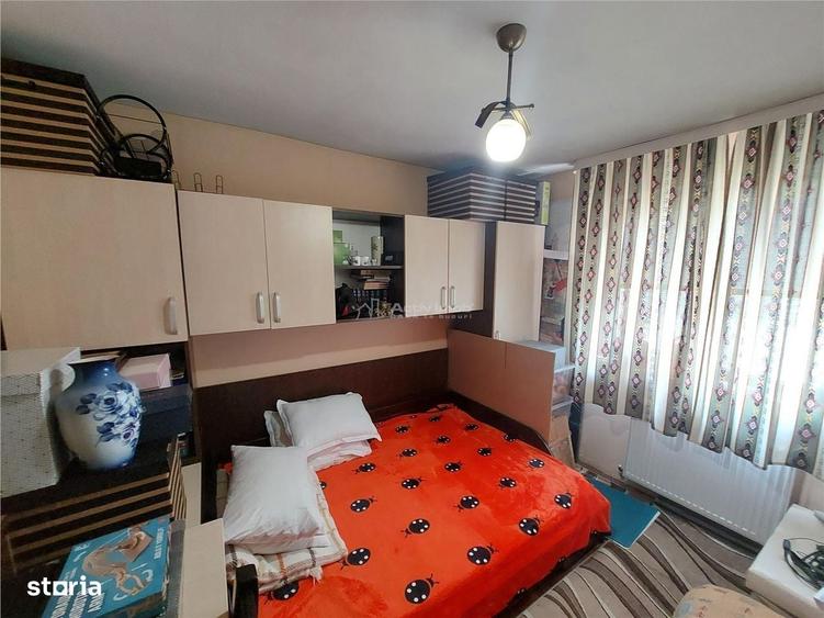 Apartament cu 3 camere decomandat în Micro 14
