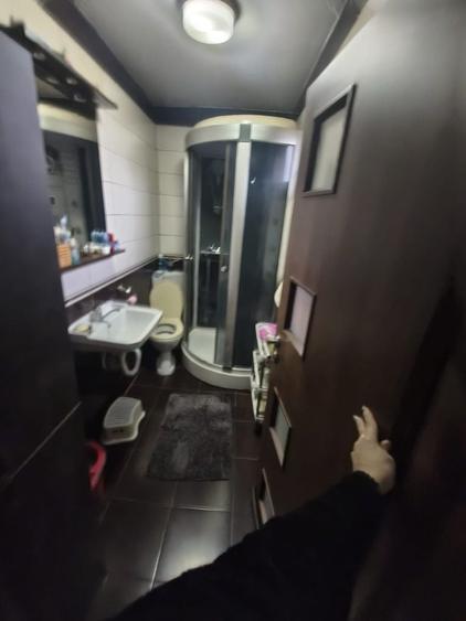 Casă cu 4 camere cu Teren 500 Mp în Central