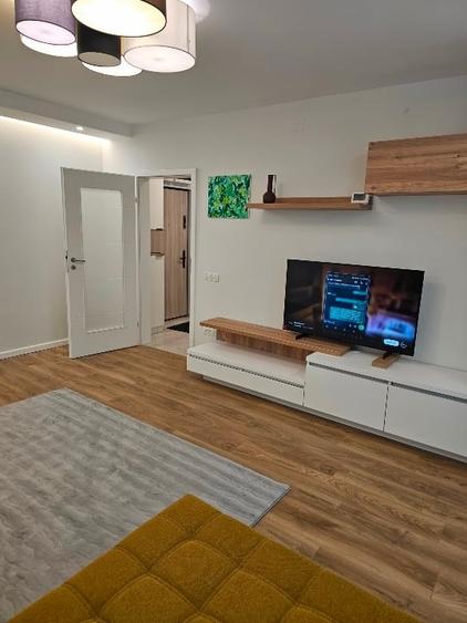 Apartament cu 2 camere decomandat, mobilat în Sebastian