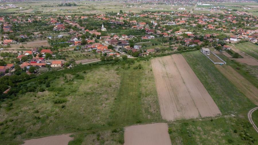 Teren de 5000 mp, în Urseni