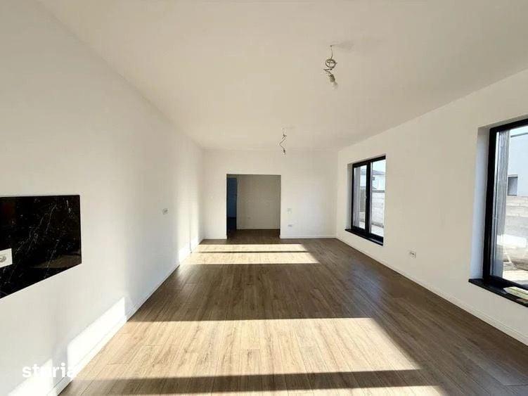 Casă cu 4 camere cu Teren 385 Mp în Tunari