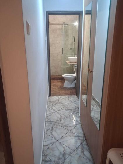 Garsonieră decomandată în Brâncoveanu