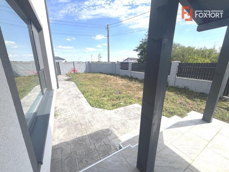 Duplex cu 3 camere cu Canalizare în Moșnița Nouă