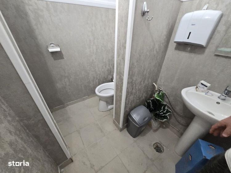 Spațiu comercial, de 70 mp, în Central