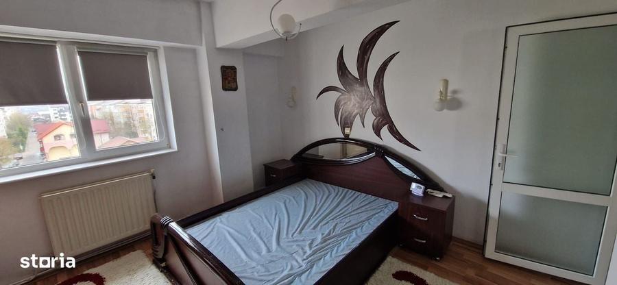 Apartament cu 3 camere decomandat în Fălticeni
