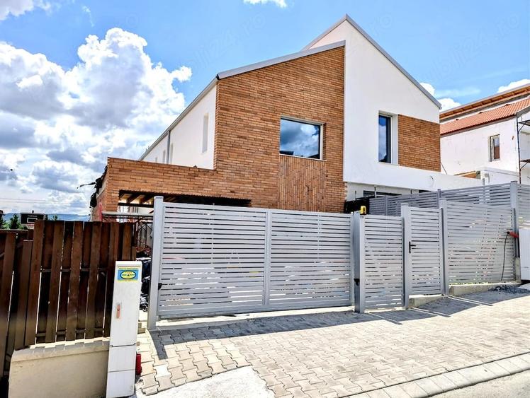 Casă cu Teren 325 Mp în Central