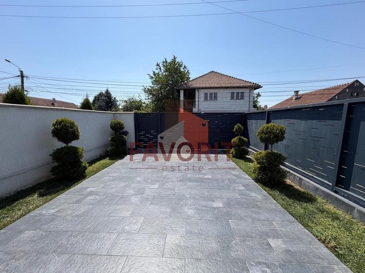 Duplex cu 4 camere cu Canalizare în Aradului