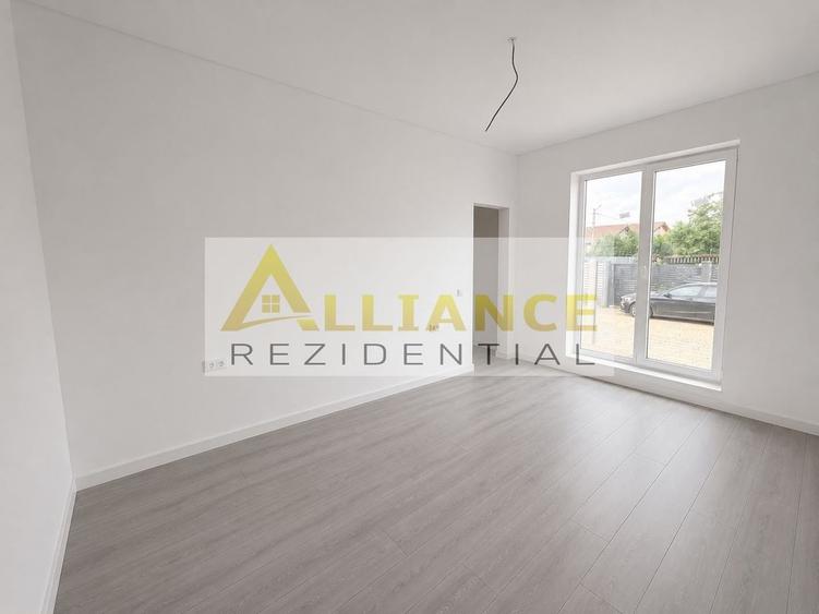 Casă individuală cu 4 camere cu Canalizare în Berceni