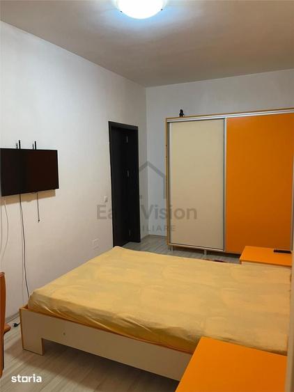 Apartament cu 3 camere în Crângași