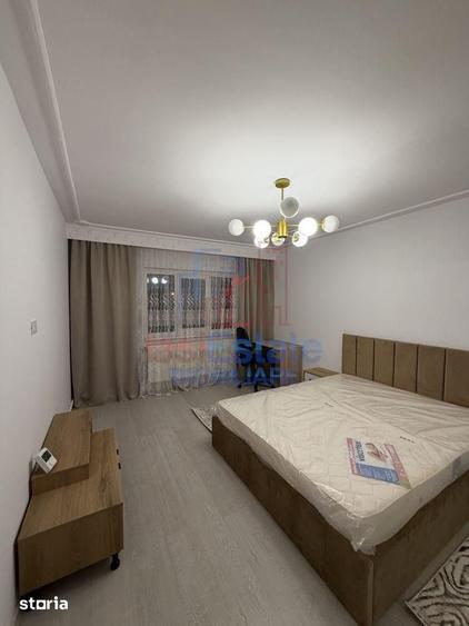 Garsonieră decomandată în Nicolina