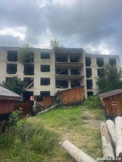 Apartament cu 3 camere decomandat în Borșa