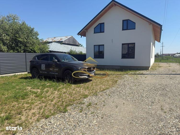 Casă cu 4 camere în Fântânele