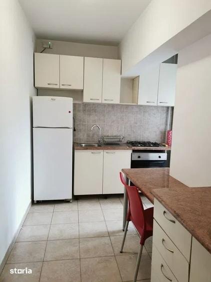 2 camere/langa magazin Unirii/A.C - 3