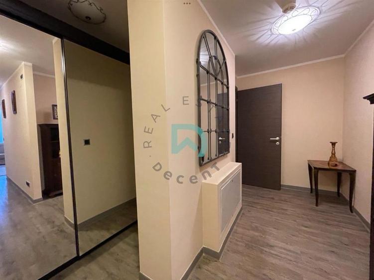 Apartament cu 2 camere decomandat, mobilat în Poiana Brașov