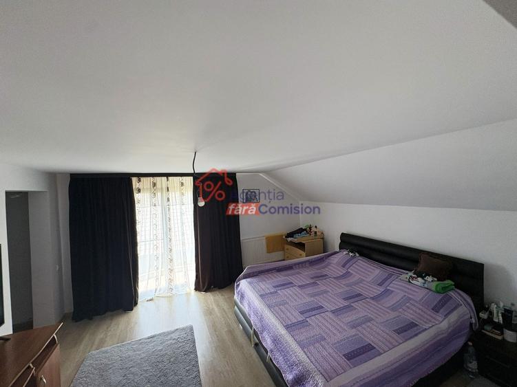 Casă individuală cu 3 camere cu Canalizare în Holboca