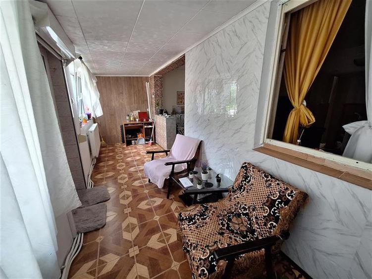 Apartament  2 camere semidecomandat , zona Milcov - 18