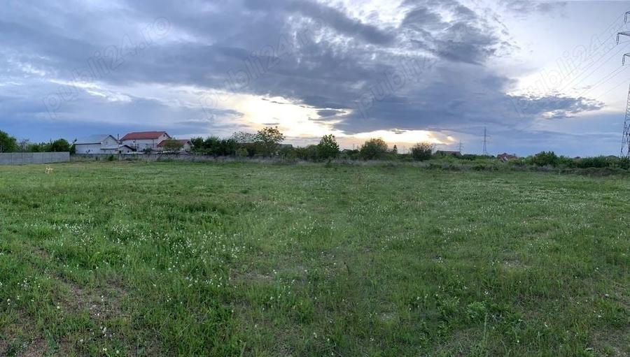 Teren de 3500 mp, în Central